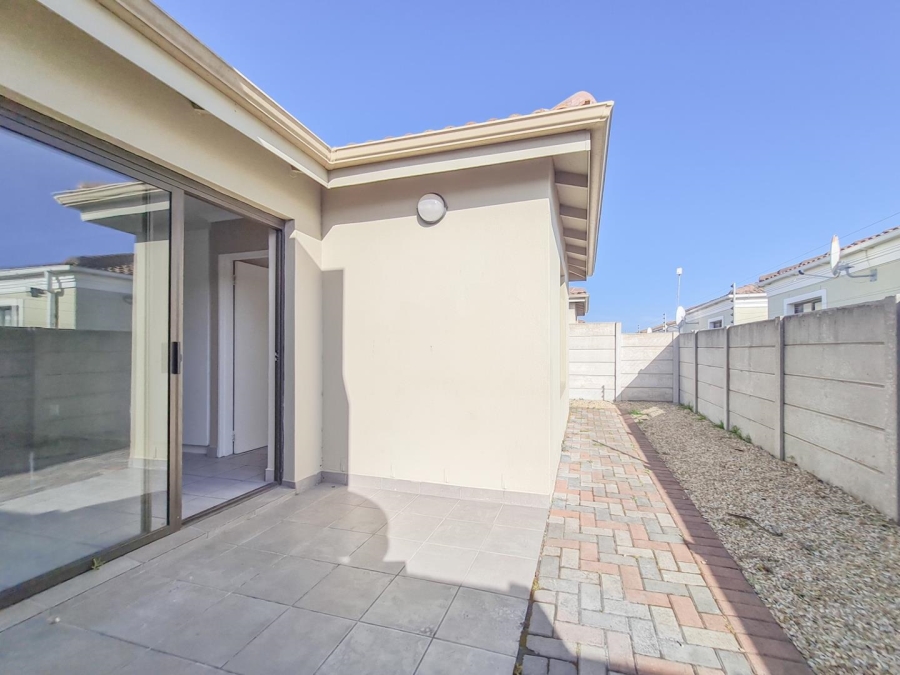 3 Bedroom Property for Sale in Stellendale Western Cape